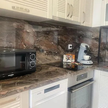 Cozy-1bd Flat *